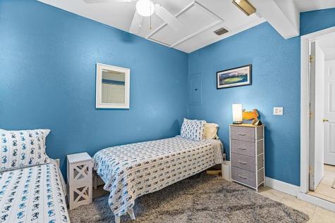 1085 24TH Place Vero Beach FL 32962