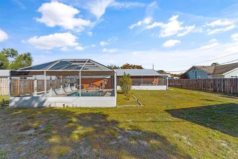 1085 24TH Place Vero Beach FL 32962