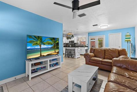 1085 24TH Place Vero Beach FL 32962