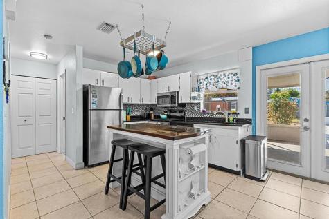 1085 24TH Place Vero Beach FL 32962