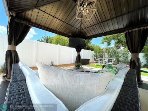 14 NE 29th Street Wilton Manors FL 33334