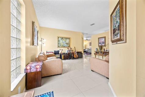 6264 NW 38th Drive Coral Springs FL 33067