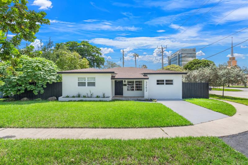 3262 Pierce Street Hollywood FL 33021