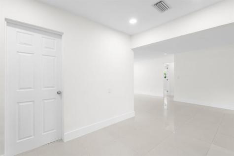 3262 Pierce Street Hollywood FL 33021