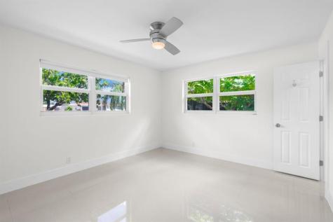 3262 Pierce Street Hollywood FL 33021