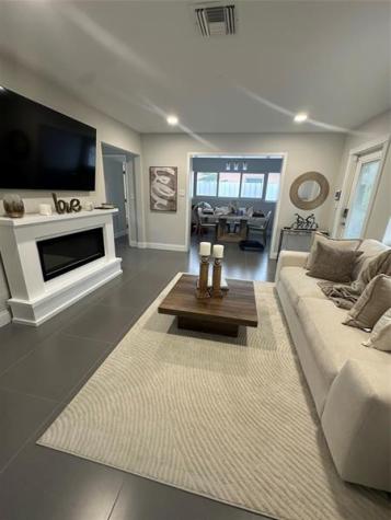 4801 NE 2nd Fort Lauderdale FL 33334