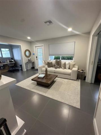 4801 NE 2nd Fort Lauderdale FL 33334
