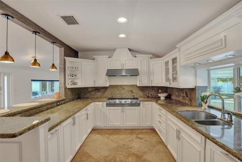 2740 NE 29th Street Fort Lauderdale FL 33306