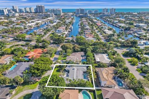 2740 NE 29th Street Fort Lauderdale FL 33306