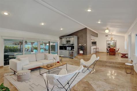 2740 NE 29th Street Fort Lauderdale FL 33306