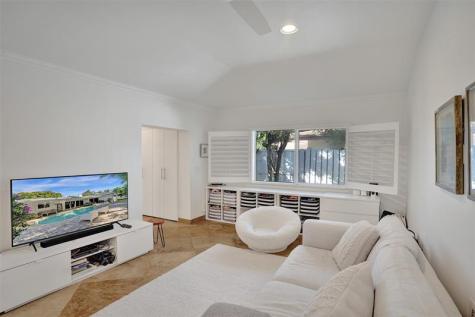 2740 NE 29th Street Fort Lauderdale FL 33306