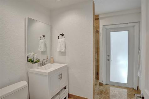 2740 NE 29th Street Fort Lauderdale FL 33306