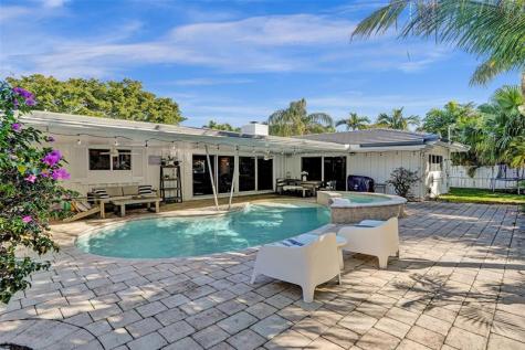 2740 NE 29th Street Fort Lauderdale FL 33306