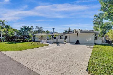 2740 NE 29th Street Fort Lauderdale FL 33306