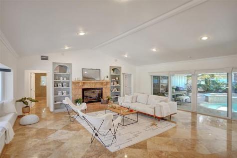 2740 NE 29th Street Fort Lauderdale FL 33306
