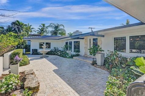 2740 NE 29th Street Fort Lauderdale FL 33306