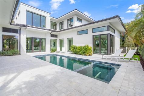 2732 NE 29th Court Fort Lauderdale FL 33306