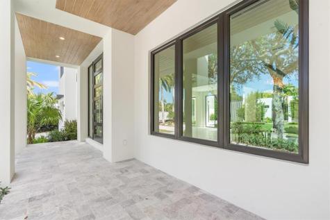 2732 NE 29th Court Fort Lauderdale FL 33306