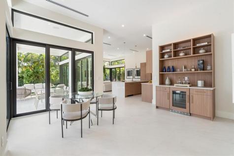 2732 NE 29th Court Fort Lauderdale FL 33306