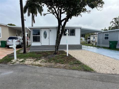 1720 SW 85th Avenue Davie FL 33324