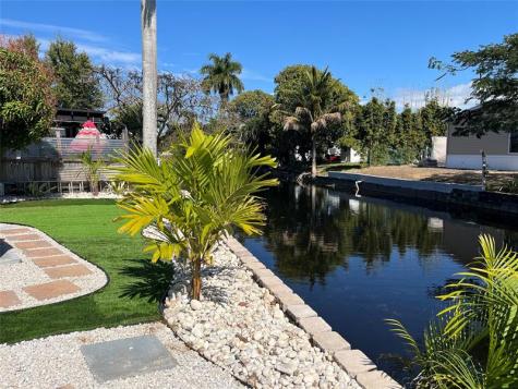 1720 SW 85th Avenue Davie FL 33324