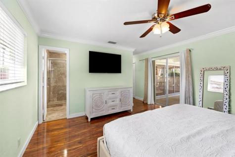 806 SE 9th Avenue Deerfield Beach FL 33441