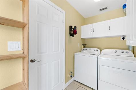 806 SE 9th Avenue Deerfield Beach FL 33441