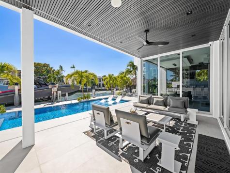 1528 SE 11th Street Fort Lauderdale FL 33316