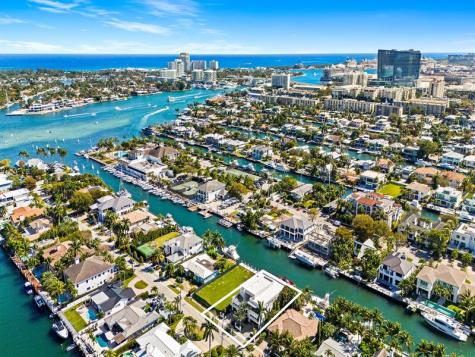 1528 SE 11th Street Fort Lauderdale FL 33316