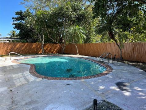 6520 Kimberly Boulevard North Lauderdale FL 33068