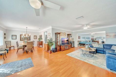 2611 NE 53rd Street Lighthouse Point FL 33064