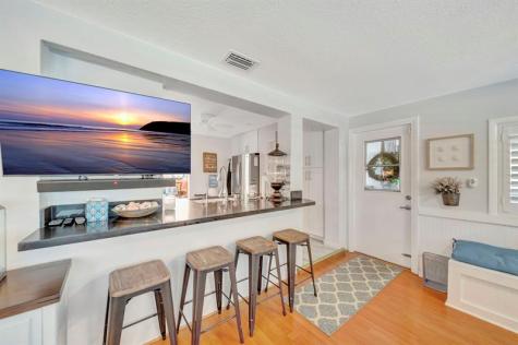 2611 NE 53rd Street Lighthouse Point FL 33064