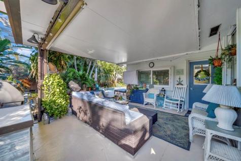 2611 NE 53rd Street Lighthouse Point FL 33064