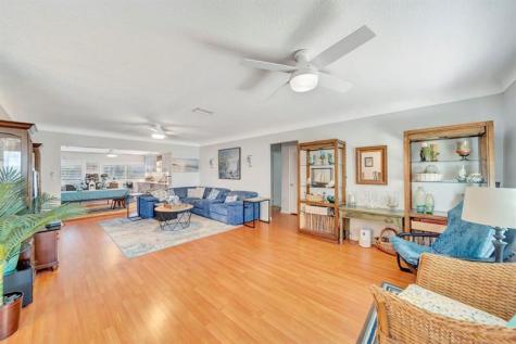 2611 NE 53rd Street Lighthouse Point FL 33064
