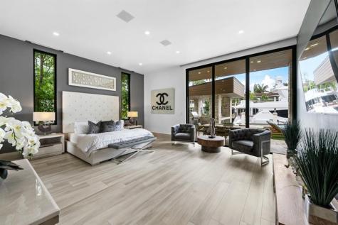 2437 Delmar Place Fort Lauderdale FL 33301