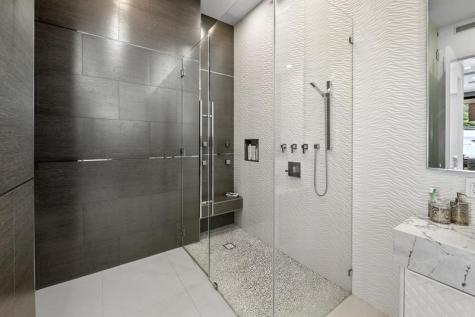 2437 Delmar Place Fort Lauderdale FL 33301