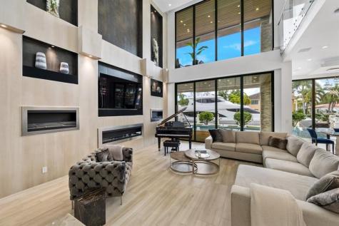 2437 Delmar Place Fort Lauderdale FL 33301