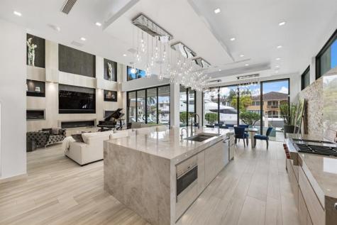 2437 Delmar Place Fort Lauderdale FL 33301