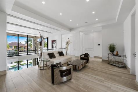 2437 Delmar Place Fort Lauderdale FL 33301