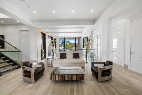 2437 Delmar Place Fort Lauderdale FL 33301