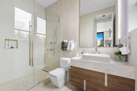2437 Delmar Place Fort Lauderdale FL 33301
