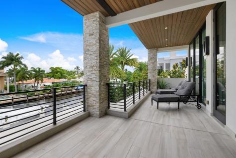 2437 Delmar Place Fort Lauderdale FL 33301