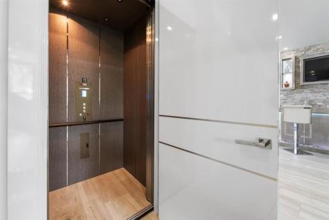 2437 Delmar Place Fort Lauderdale FL 33301