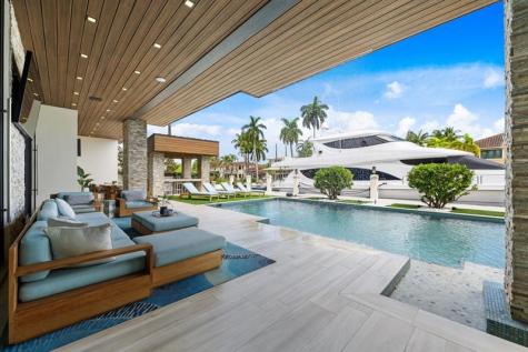 2437 Delmar Place Fort Lauderdale FL 33301