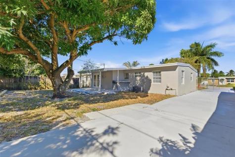 430 Old Spanish Trail Lantana FL 33462