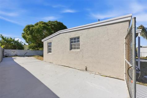 430 Old Spanish Trail Lantana FL 33462