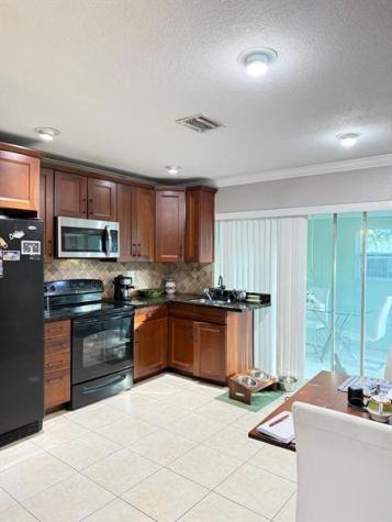2940 NW 46 Street Tamarac FL 33309