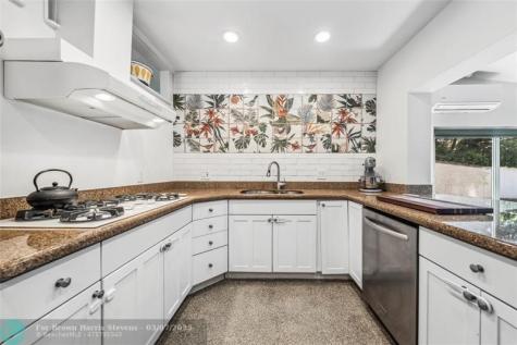 846 SW 9th Street Fort Lauderdale FL 33315