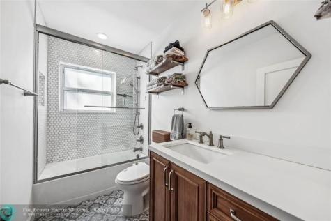 846 SW 9th Street Fort Lauderdale FL 33315