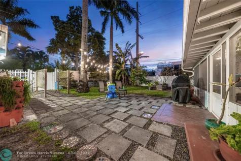 846 SW 9th Street Fort Lauderdale FL 33315
